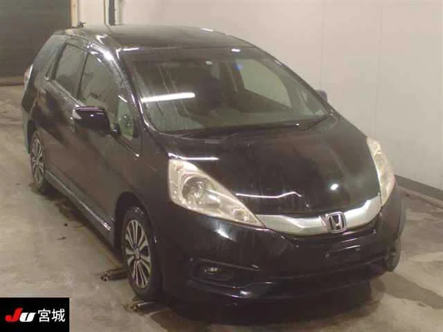 Honda Fit Shuttle GG8 2013